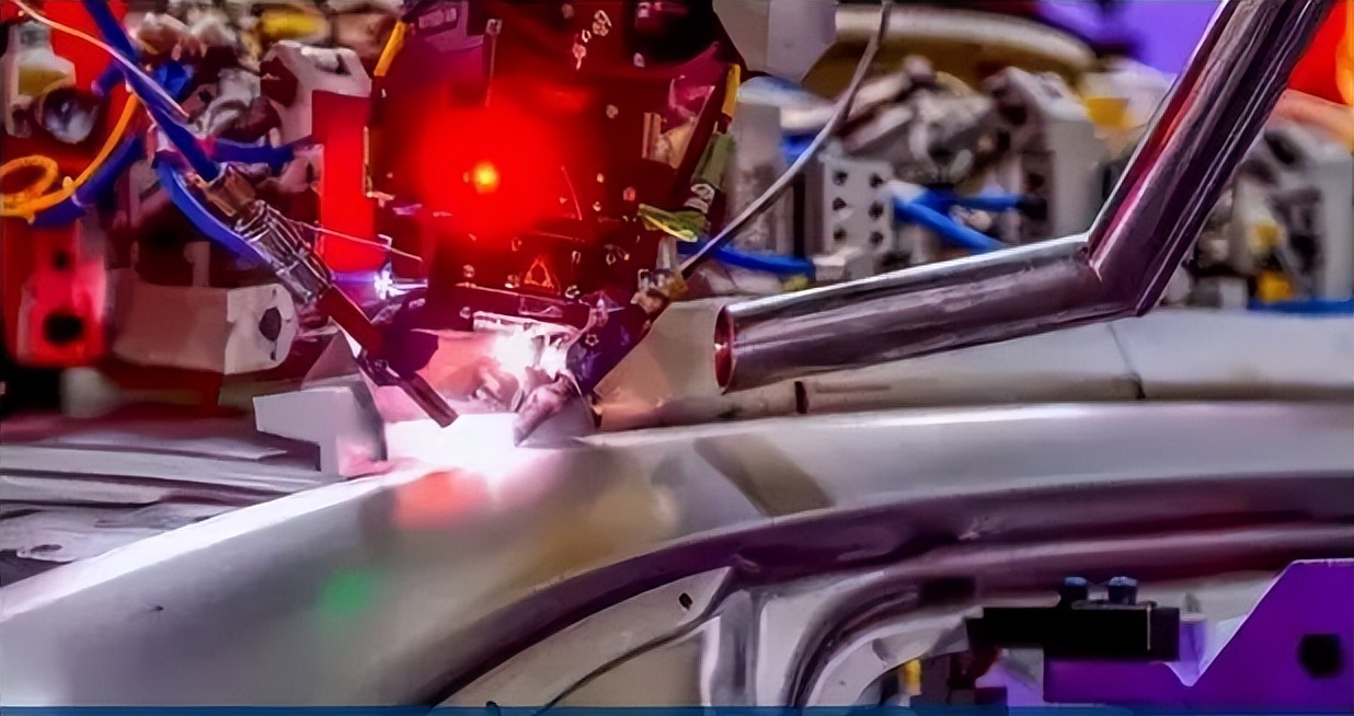 蔚来全铝车身介绍,19款蔚来es6全铝车身