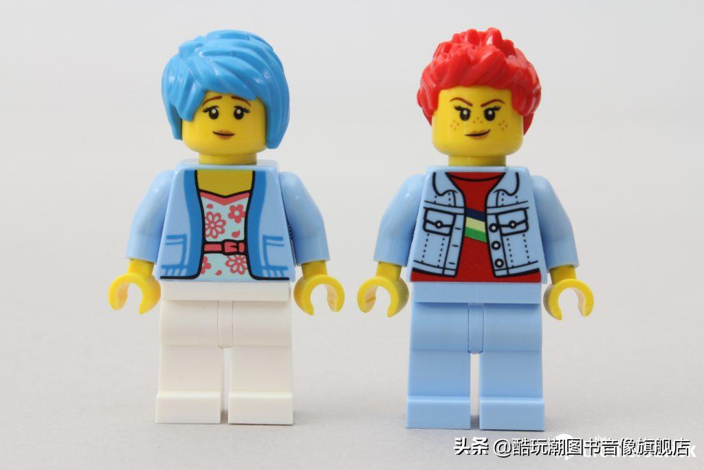 乐高翻滚过山车开箱并拼装,乐高过山车10303开箱