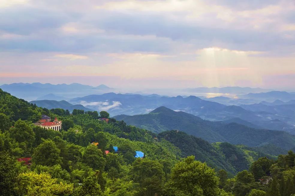 国庆浙江景区门票免费或半价 (浙江多地景区将免费或半价)