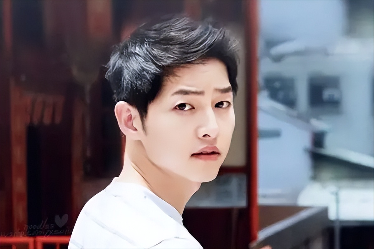 如何打扮自己又年轻又时尚,如何打扮自己才能吸引男性