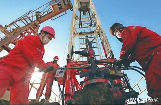 中国一边进口石油，一边出口成品油，卖价还便宜，这是为什么？