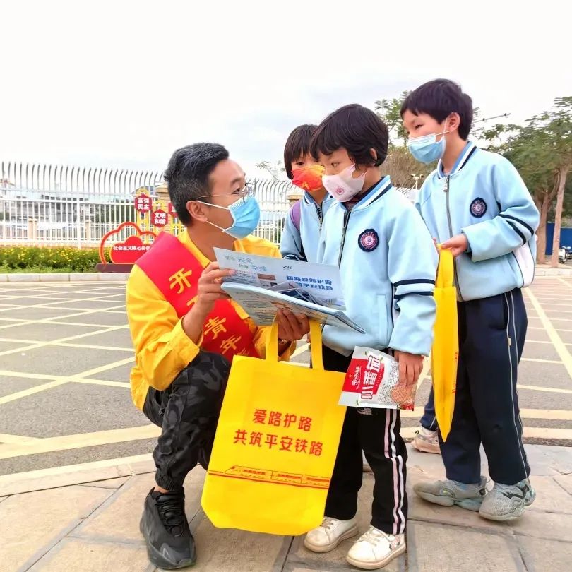 高铁爱路护路宣传视频,铁路爱路护路宣传视频昆明