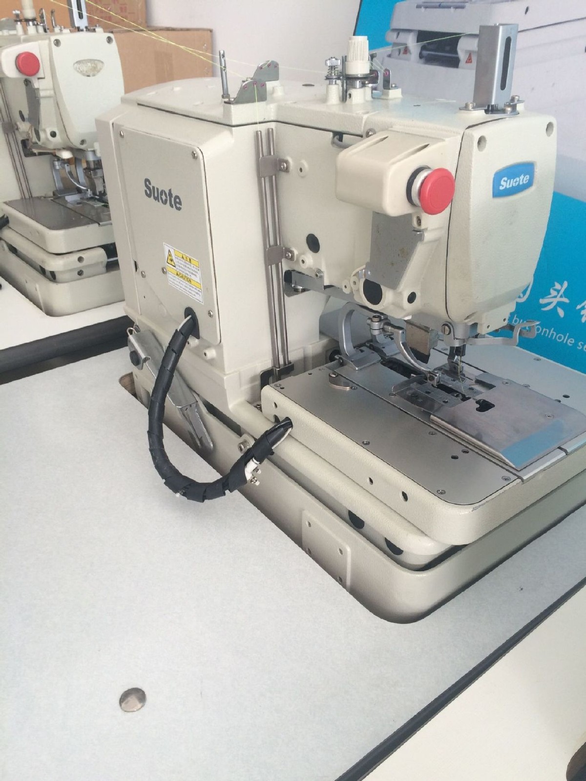 缝纫机锁边机线路过密维修教程,老式缝纫机锁眼机不往前走怎么办