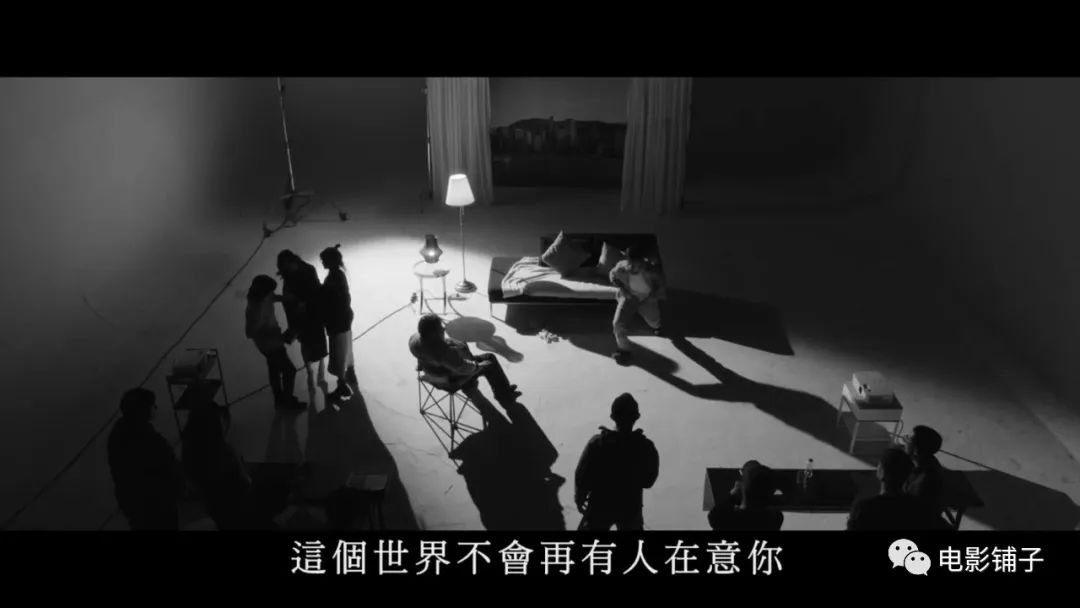 终于等来这部18禁票房冠军！