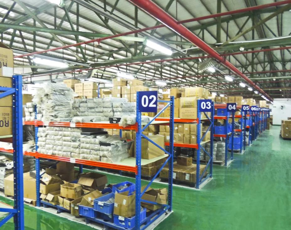 中国前首富4年赚千亿,中国十大千亿隐形富豪图及资料