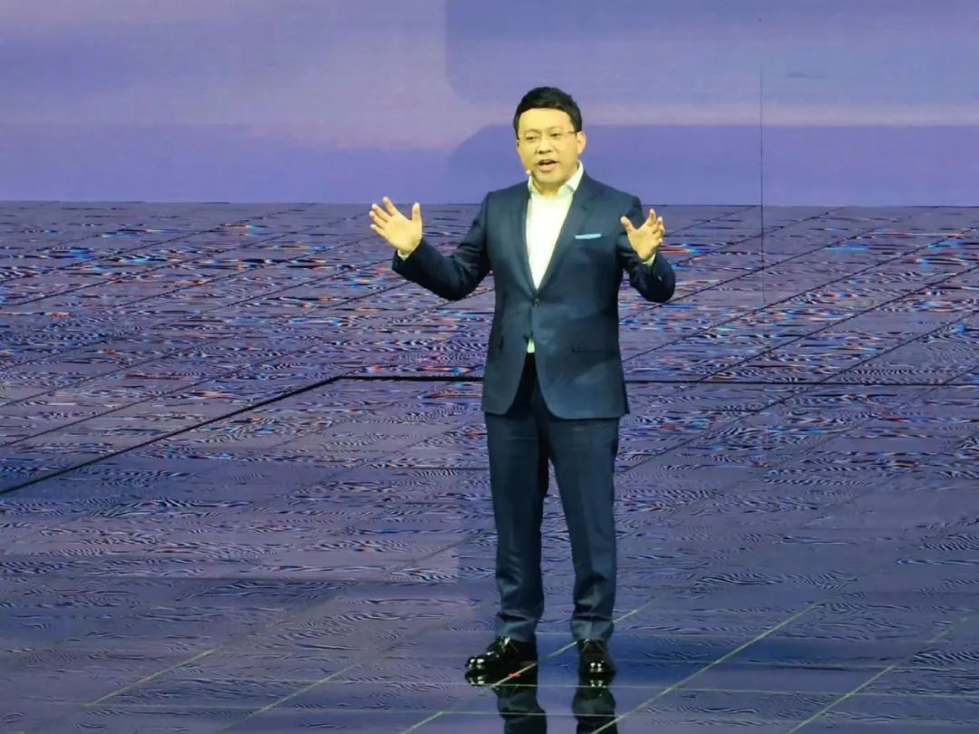 「人汽」吉利银河：盛夏时节的一场冬泳