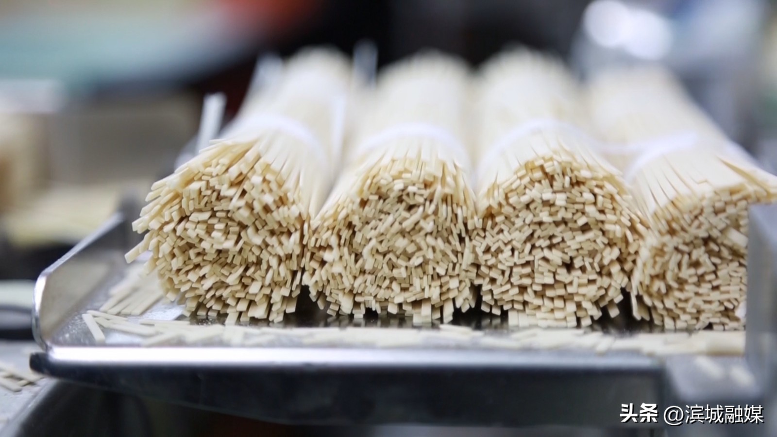 涓鎸傞潰鏂板搧,璧板湪鍓嶅紑鏂板眬閲囪