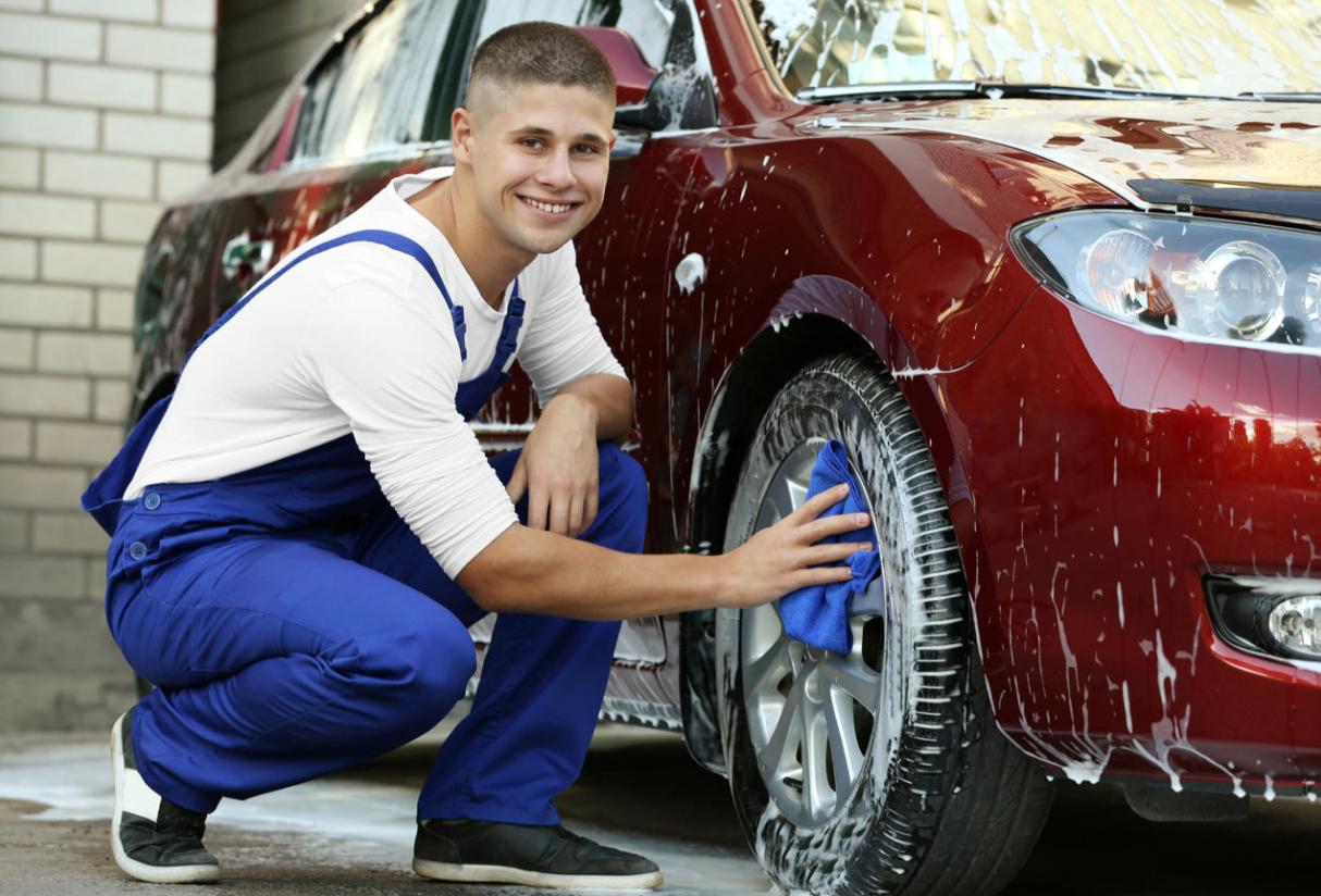 日常洗车对车漆有危害吗,家庭正确洗车方法不伤车漆