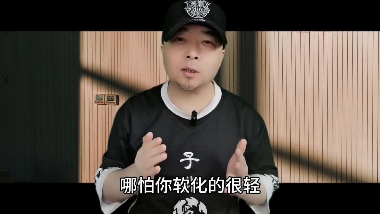 把头发软化拉直维持多久,先把头发烫蓬松