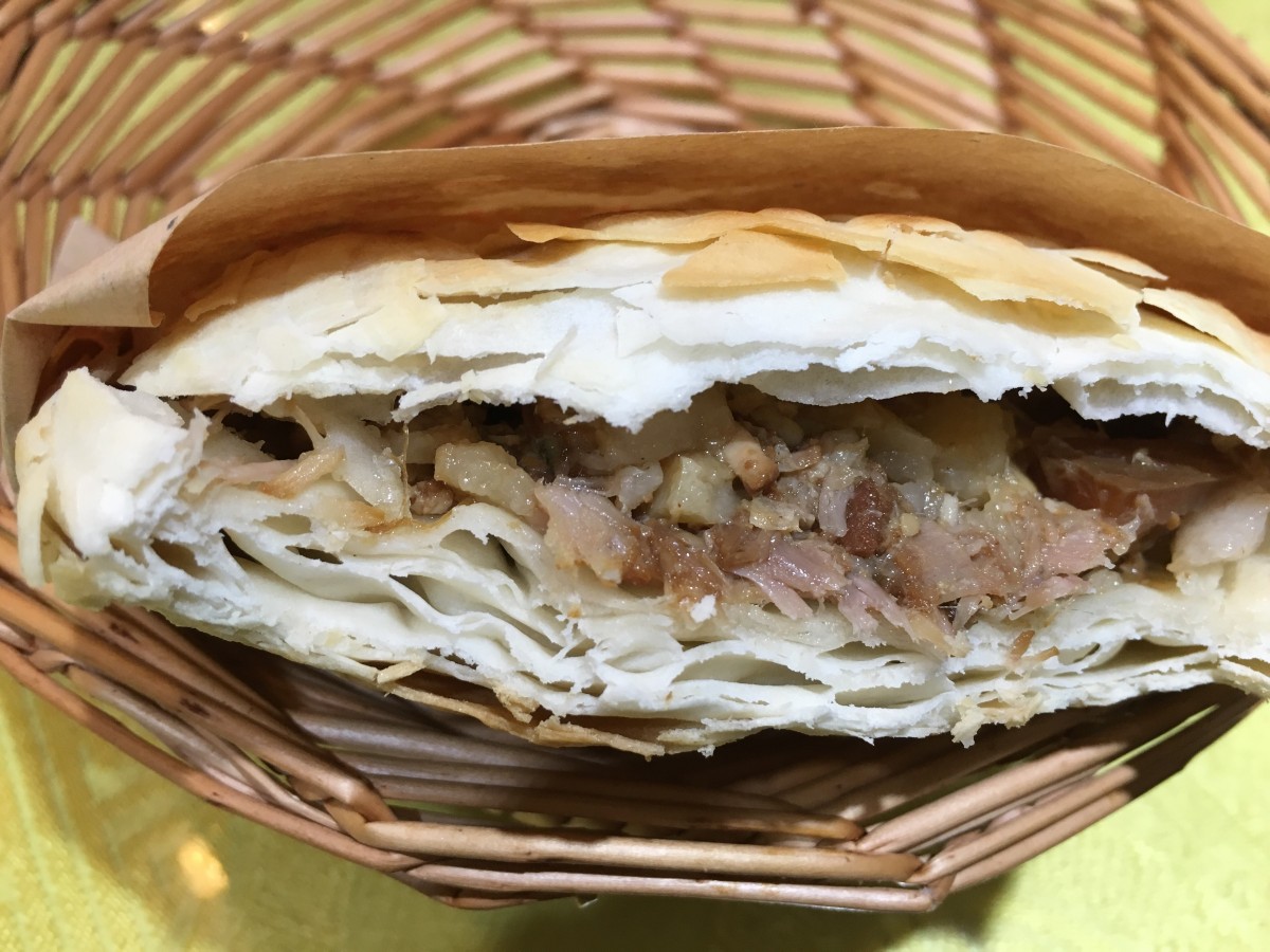 煎饼果子肉夹馍里脊饼哪个简单,一个肉夹馍一个煎饼果子