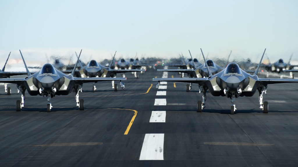 针对台海有事?日本买隐身舰载机,依托航母和冲绳陆地机场部署
