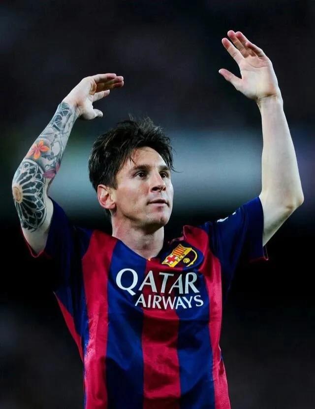 从侏儒到球王的小说,从侏儒症患者到世界球王的电影