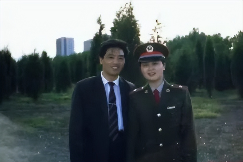 女英雄陈薇,结婚30年没做过家务,丈夫:做家务是对她才能的浪费