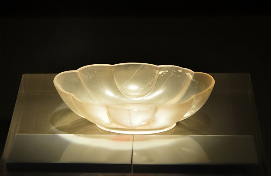 无瑕胜玉美至洁过冰清的意思,无瑕胜玉美