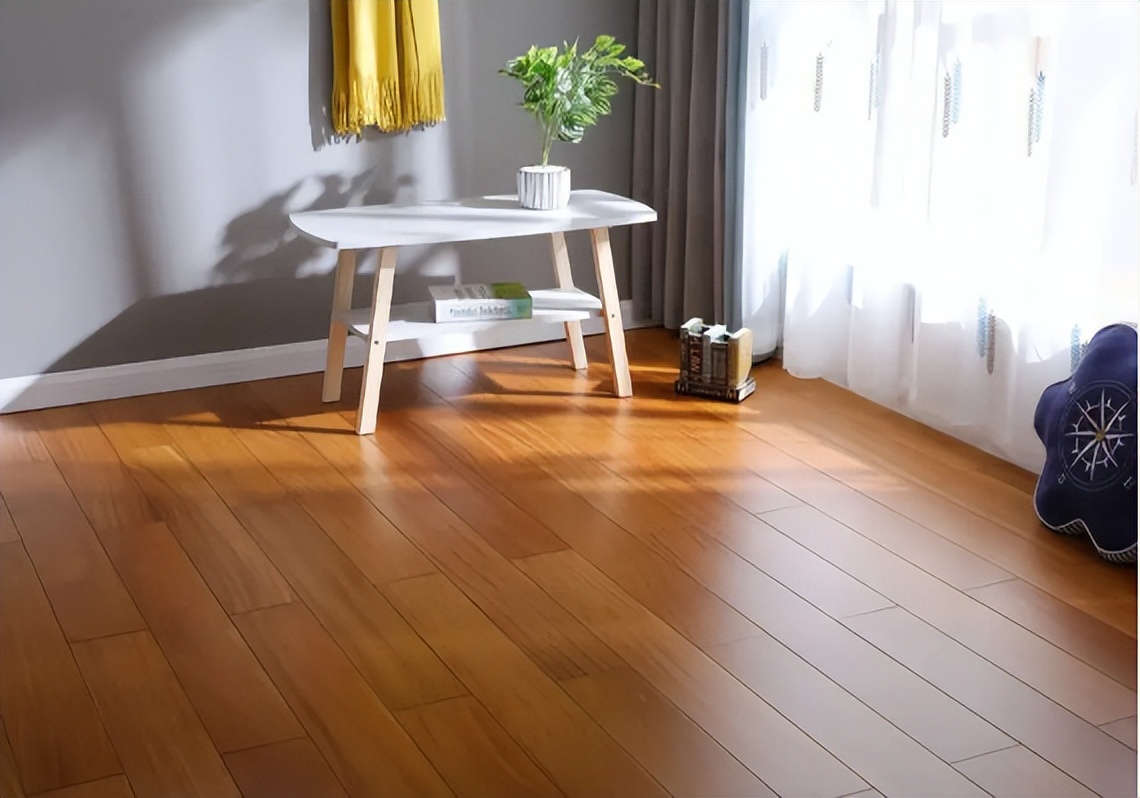 爱家帝APP：实木地板有色差怎么办？