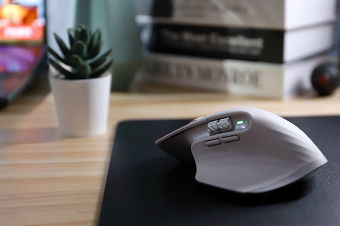 罗技mx无线键盘中正评测,高效办公室游戏