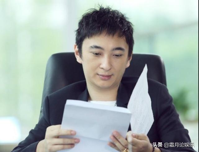 王思聪跟秦奋同款表,戴王思聪同款千万手表