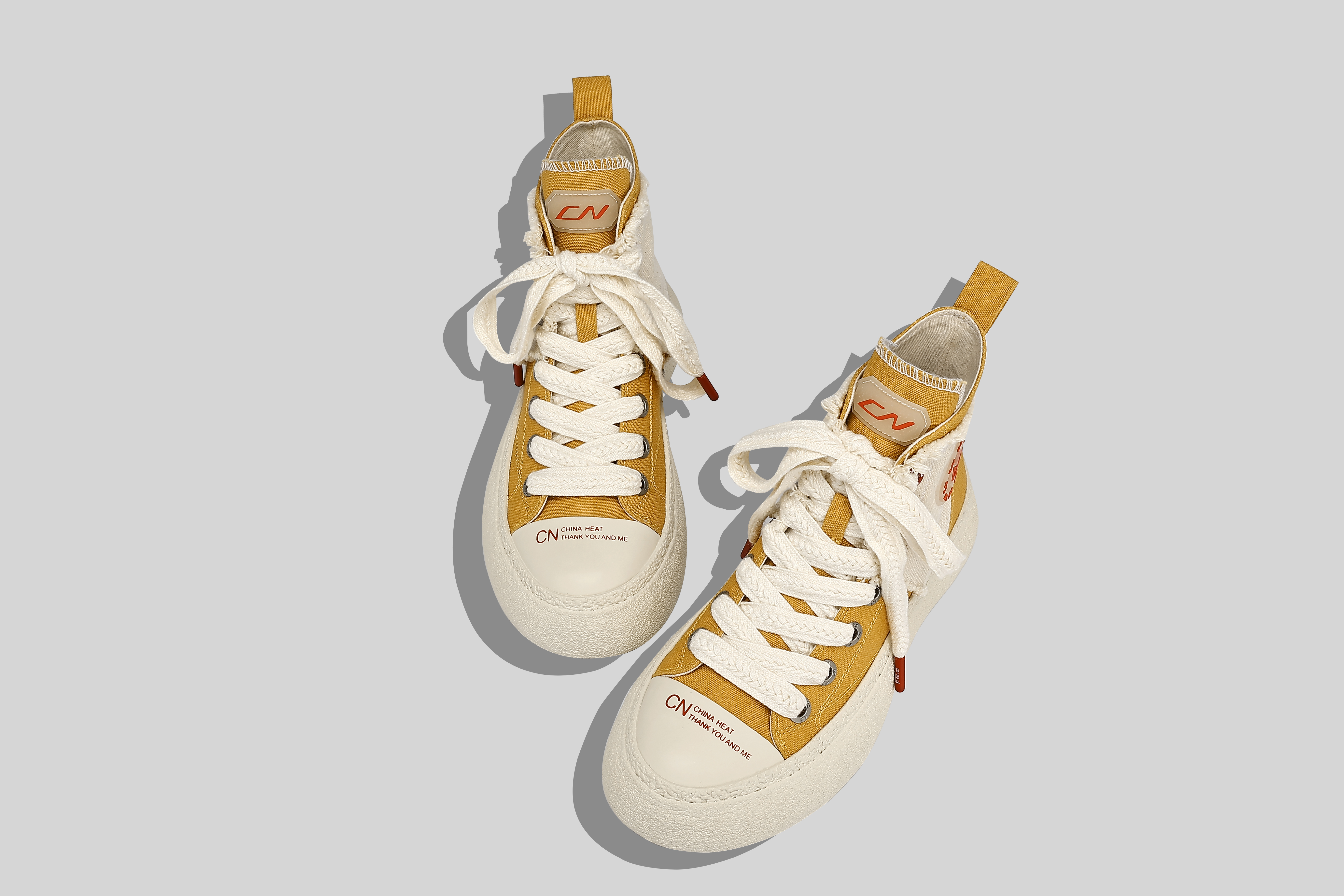 与匡威万斯一样的便宜帆布鞋,帆布鞋不只有匡威和万斯