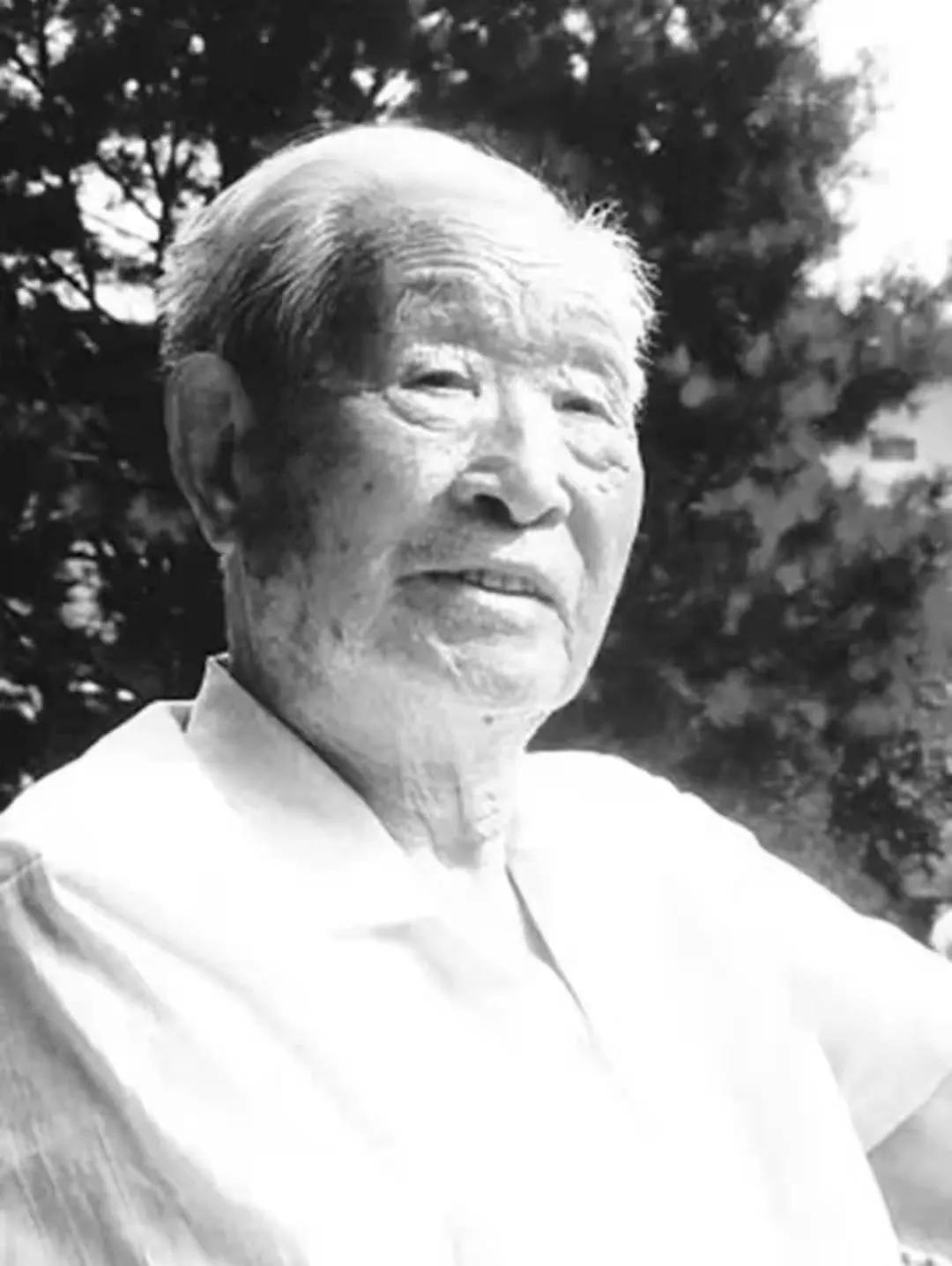 中国女足解说词诗句,中国女足的说说