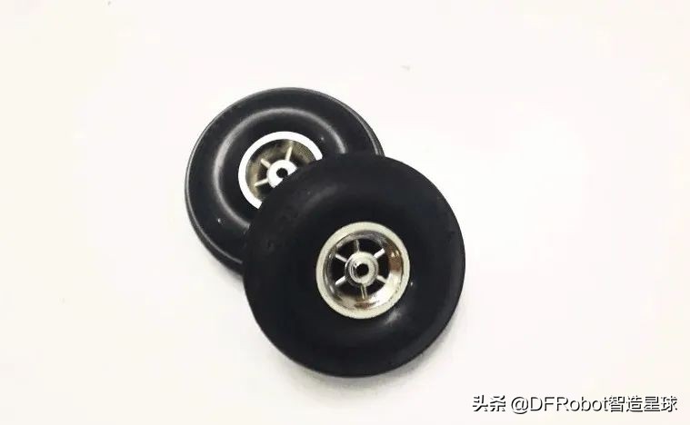 自制一架DHC-2海狸遥控飞机