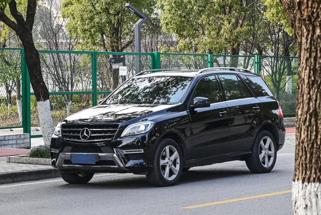 二手奔驰ml320改新款,二手奔驰ml320一年费用