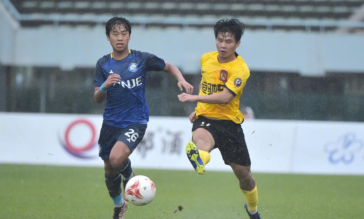 海港独霸一方！武磊将创王朝！足协杯迎来焦点战