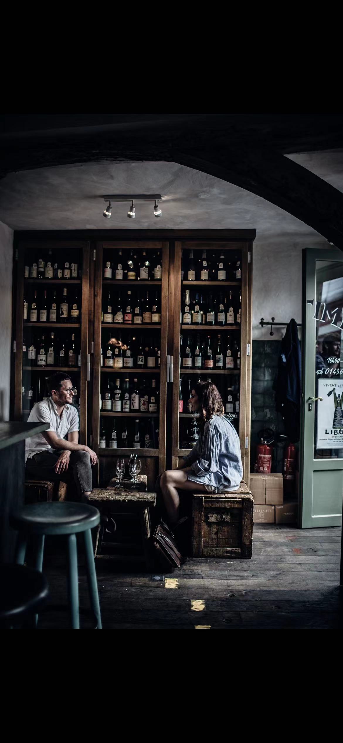 实体店配一副隐形眼镜用多长时间,隐形眼镜一套大概需要多少钱