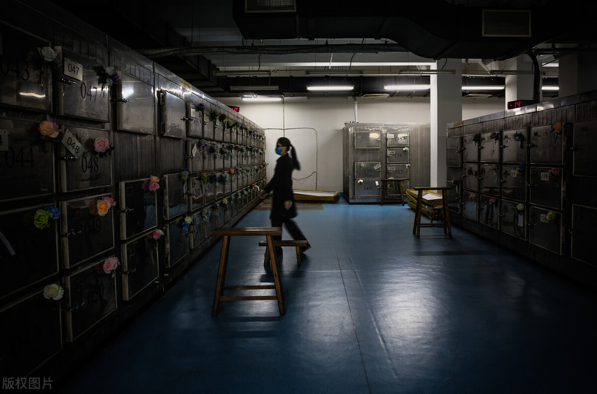 我在北京当保安完整视频,我在殡仪馆当保安小说