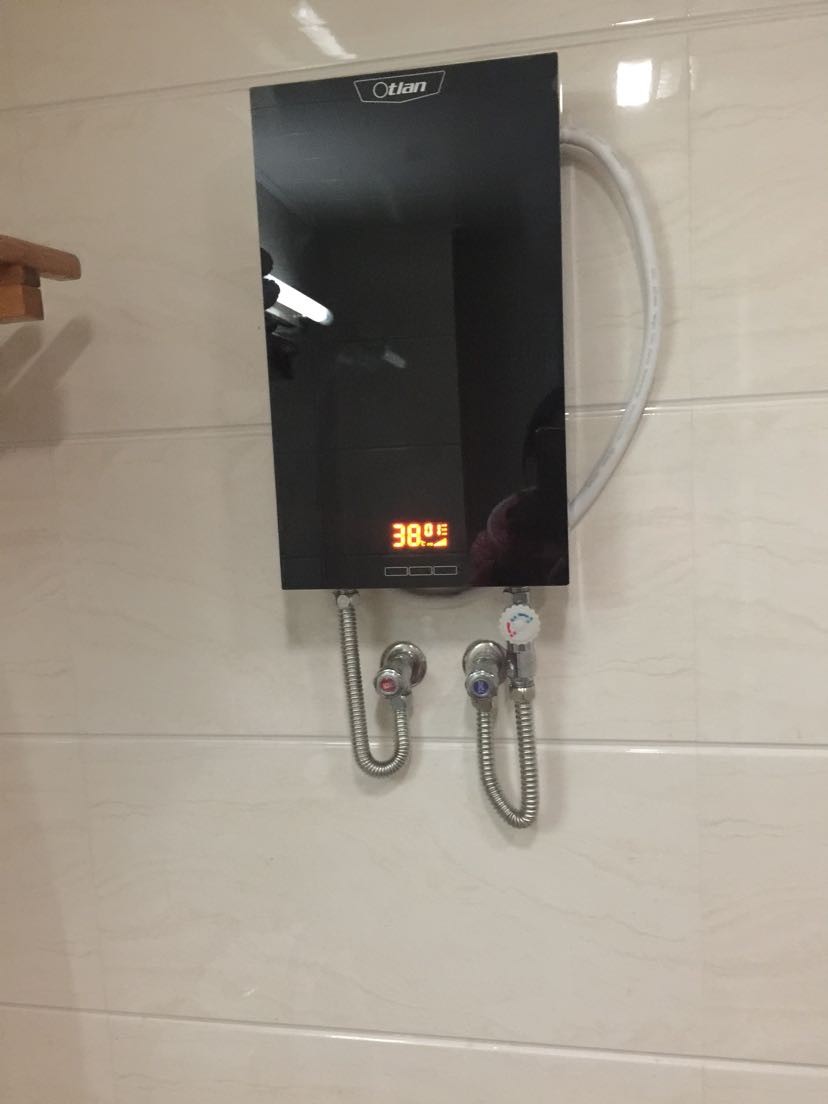 即热式电热水器省不省电,即热式热水器为什么即开即热