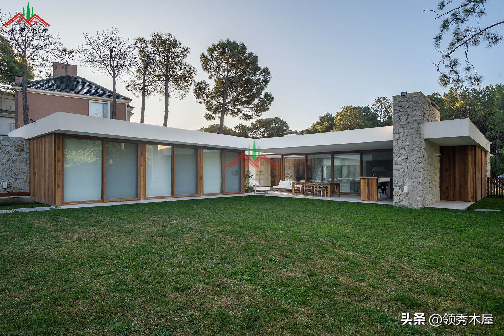 看完这个用木头装修的房子我肠子都悔青了农村的房子后悔装修早了