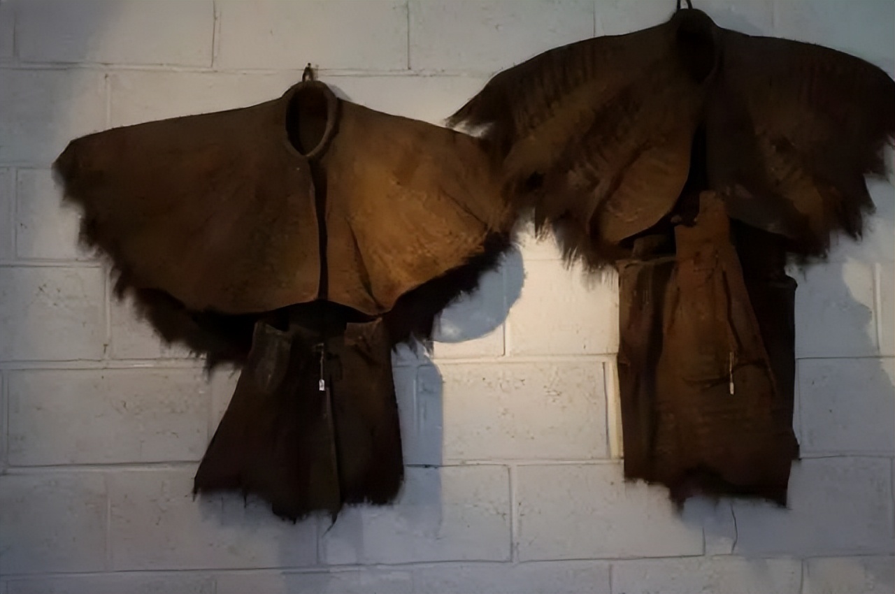 客家农村农具老物件,农村老物件斗笠蓑衣