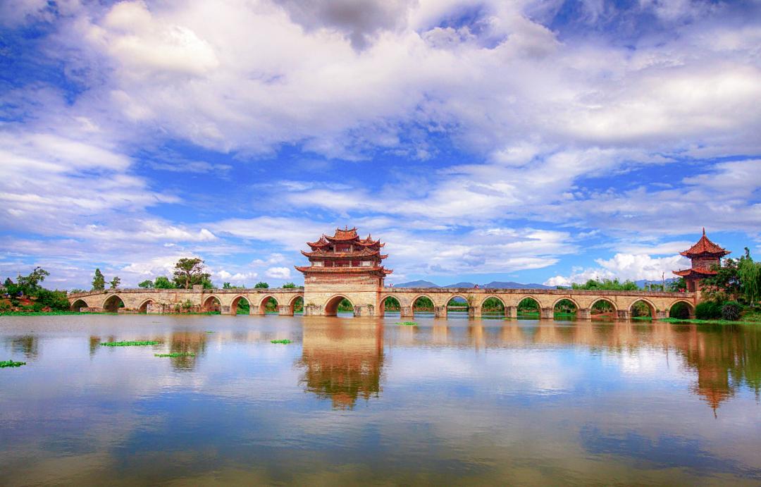 建水民宿包吃包住多少钱一天,建水康养公寓一年包吃住多少钱