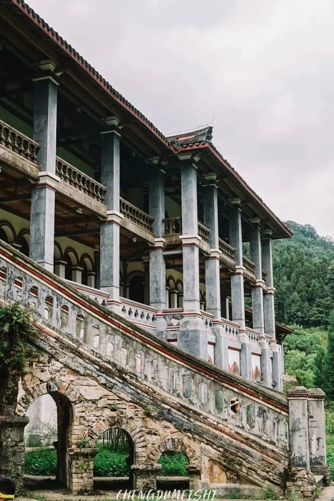 成都周围小众旅游城市,成都周边值得二刷的小城