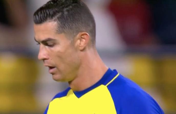 c罗绝平西班牙后场外球迷反应,c罗绝平西班牙后球迷反应