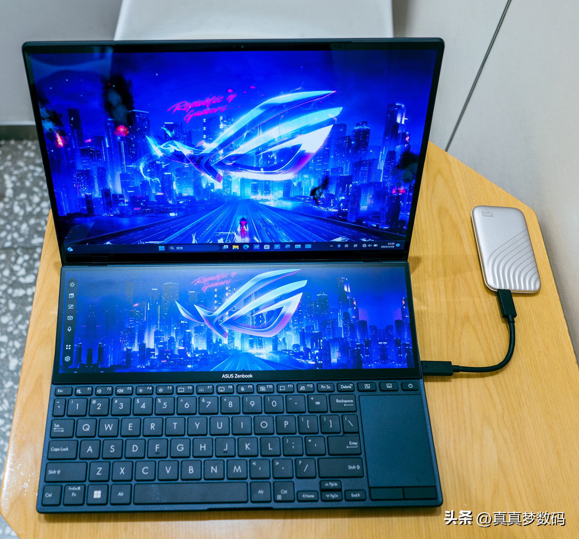 笔记本的绝佳扩容装备，快且安全：WDMyPassportSSD移动固态硬盘