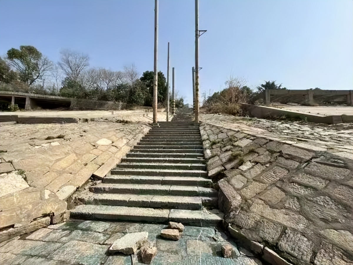 「喜迎二十大·今朝更好看」武船重工：从鹦鹉洲到牧鹅洲