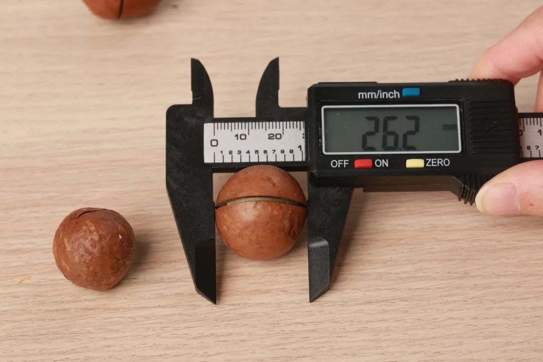 百草味年货节收官之战,百草味年货爆款