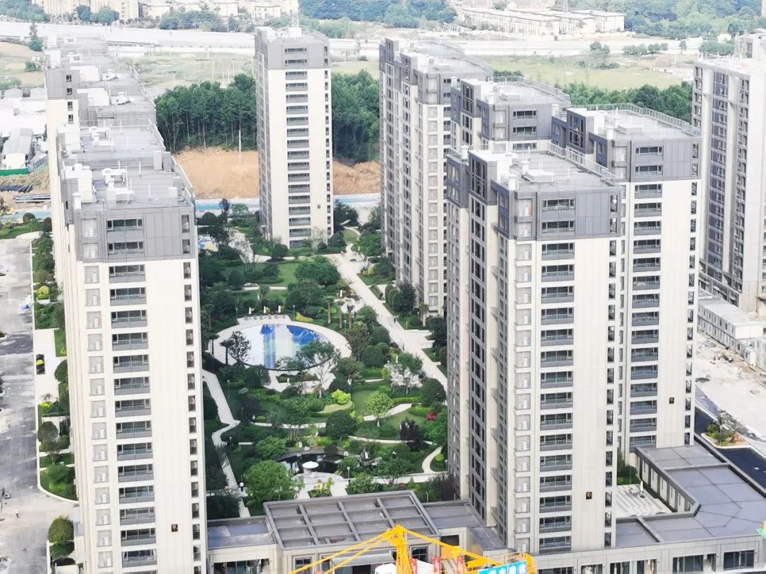 杭与城和杭珹未来中心哪个好,杭与城和杭珹未来中心对比