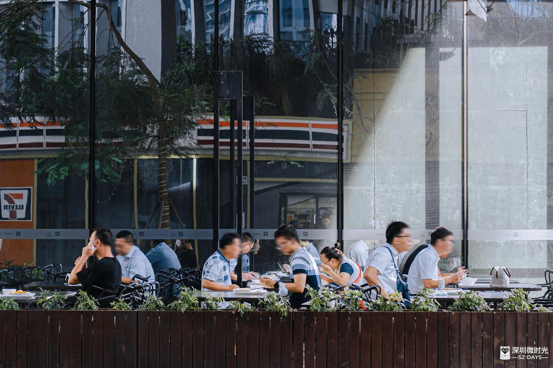 深圳人的早餐：拎袋跑路，全靠应付