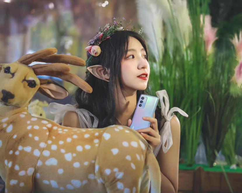 这4款堪比旗舰的新机你值得拥有,降价的老旗舰值得入手吗