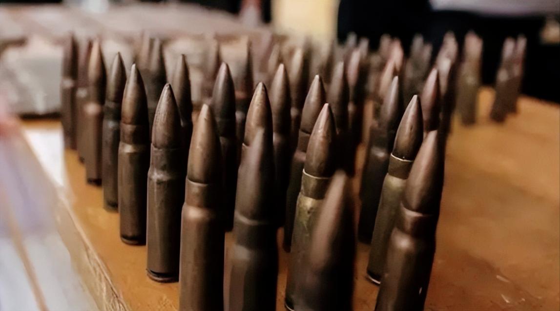 战争最烧钱武器图片,战争装备最烧钱武器排名