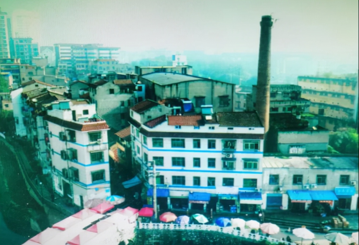 荆门民主街历史文化街,荆门最值得去的一条街