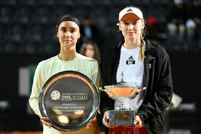 莱巴金娜收退赛礼,莱巴退赛