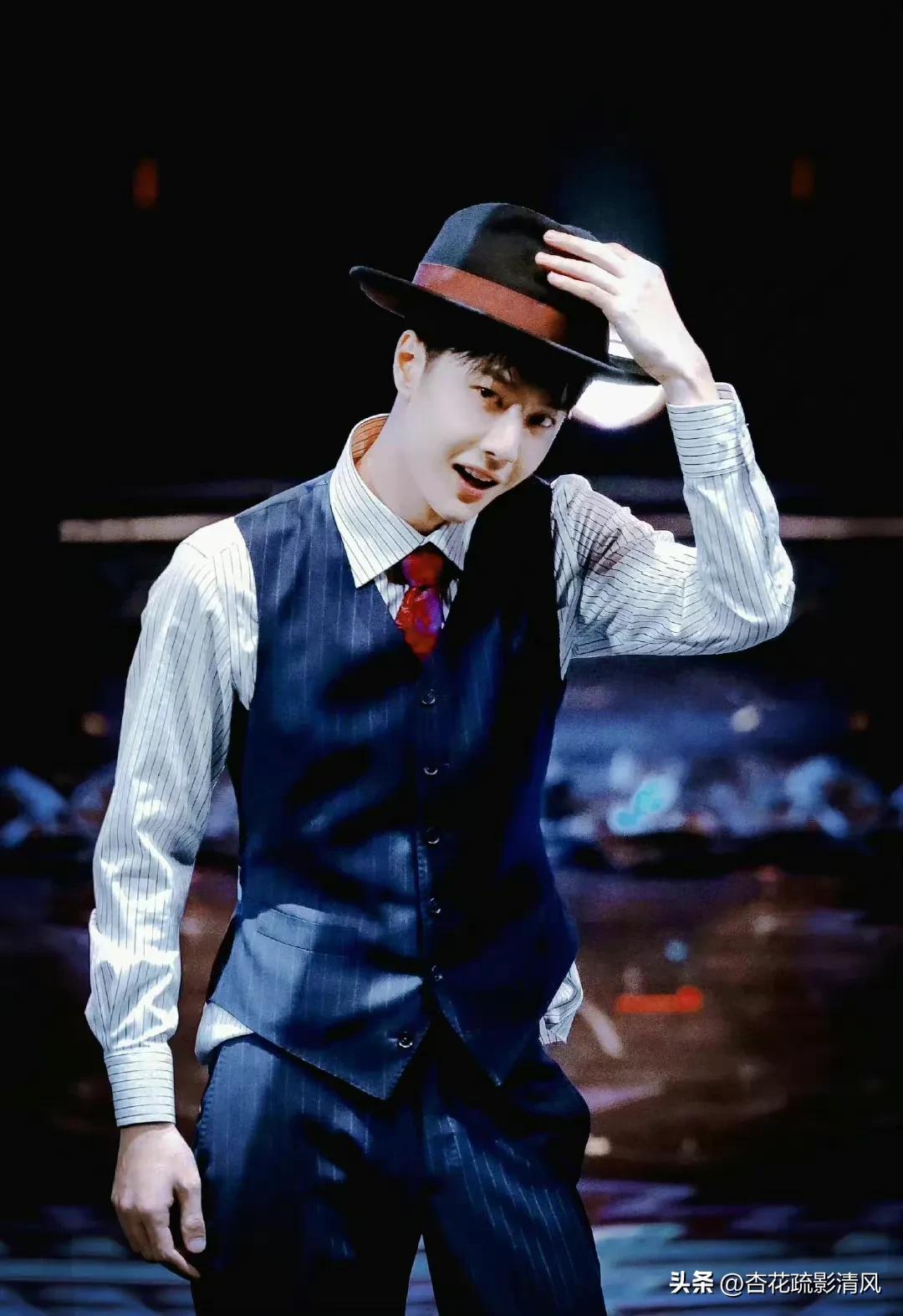 王一博很轻松的舞蹈,王一博所有的舞蹈