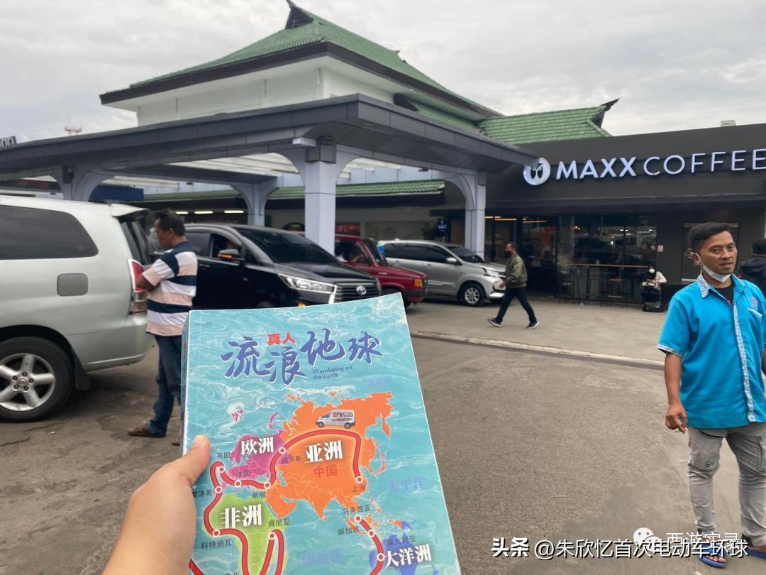 印尼进口中国火车车厢,印尼火车与高铁不一样