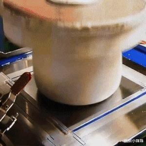 女孩子问我404是什么意思,女孩子说404是什么意思