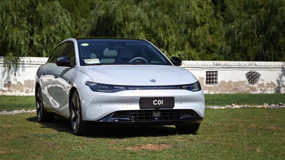 15万的零跑c01值不值得入手,降价后的零跑c01值得买么