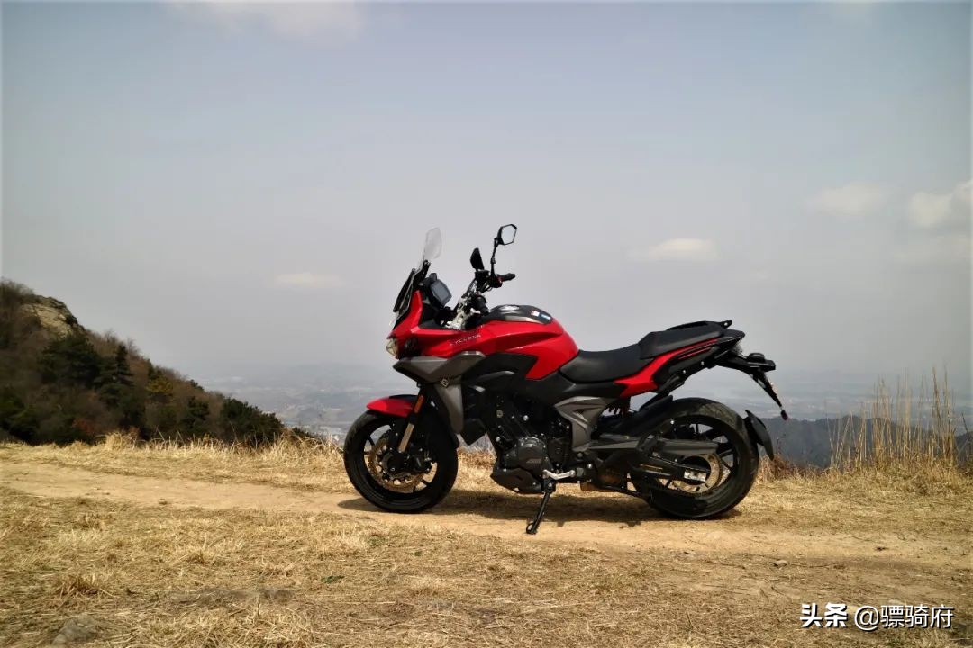 旅行摩托一般都没有大支撑架么,摩托车全铝车架和钢车架哪个好