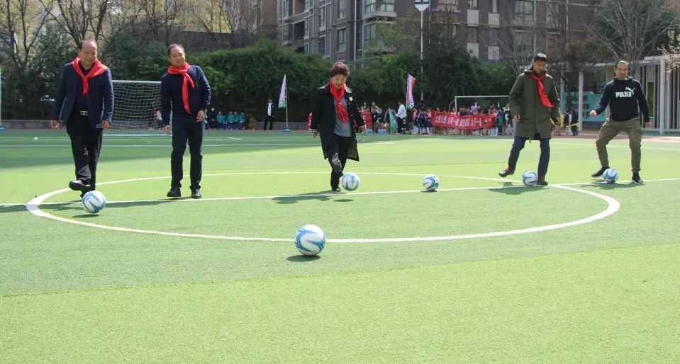 最热辣的校园足球联赛来了：大学南路小学2023年校园足球联赛激情开幕！