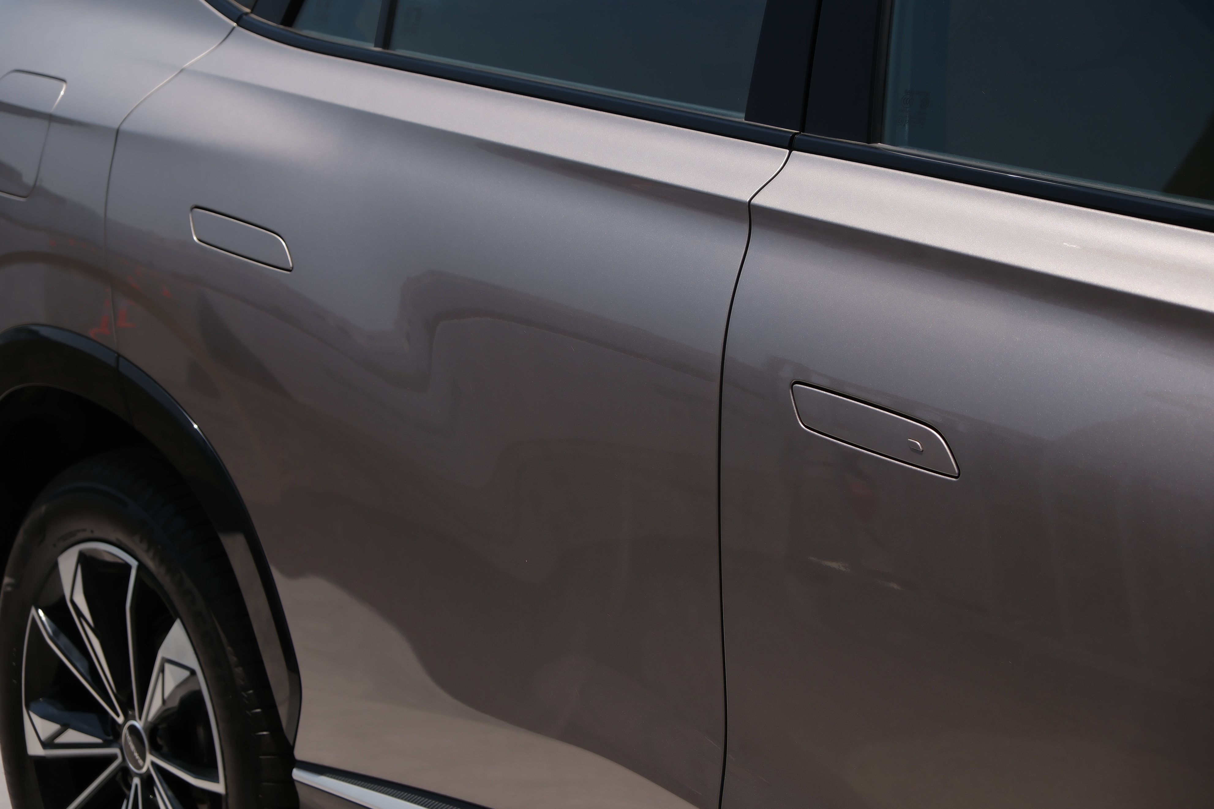 荣威rx5是合资还是国产,性价比荣威